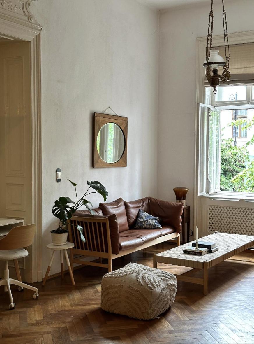 Apartmán Anno 1800 Bistriţa Exteriér fotografie